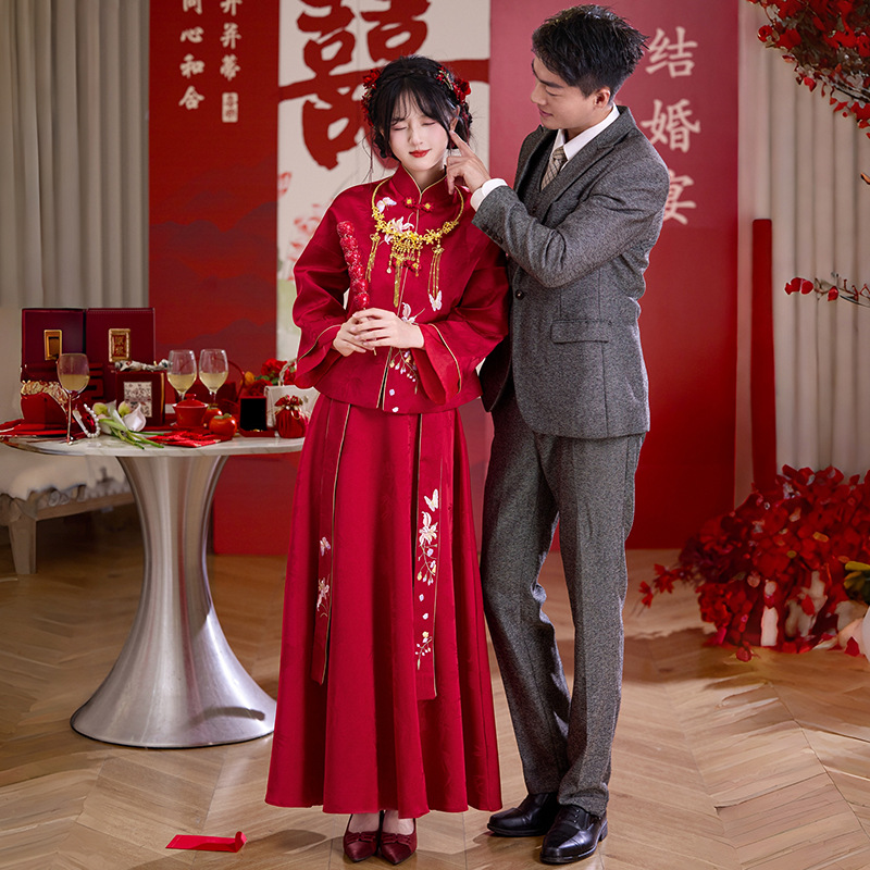实拍新中式婚宴喜庆重工刺绣立领盘扣上衣搭配淑女复古半身裙套装