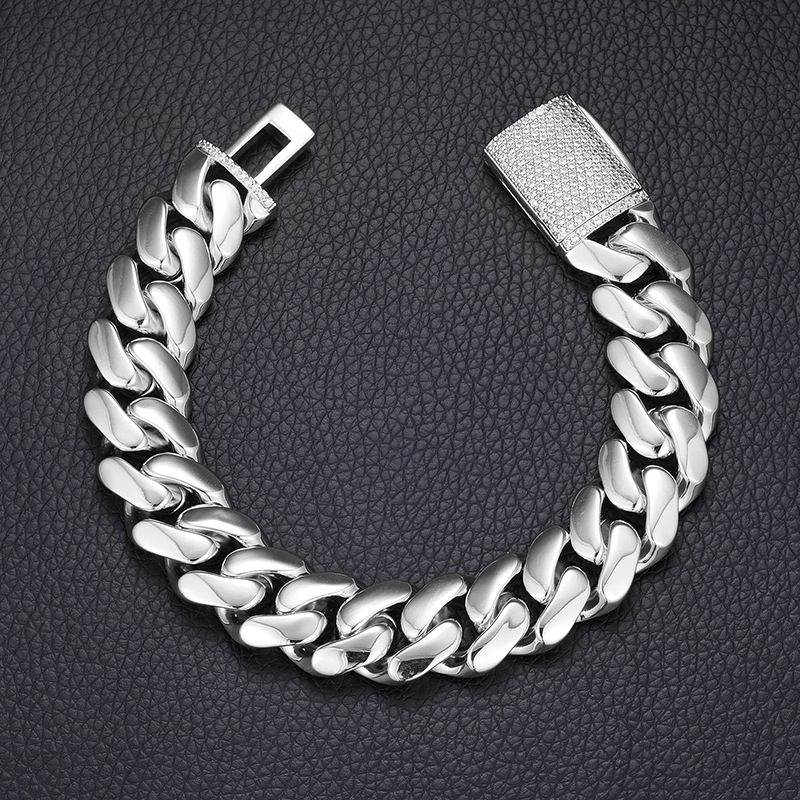 Cuban Chain Bracelet With Zircon Inlay And Gold Plated Finish_voghion.com