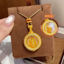金店同款沙金饰品点钻黄财神嘎乌盒吊坠金刚杵圆牌罗盘挂坠毛衣链