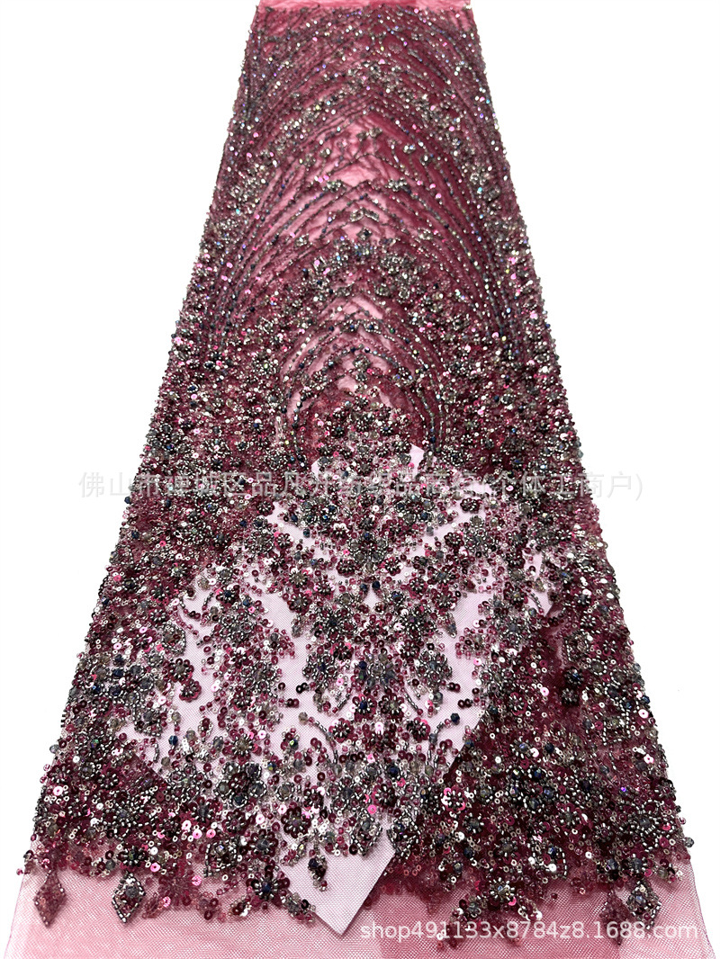 Fabricante de lujo bordado a mano Peacock Tail red tela de encaje de plata cristal perlas adornos formales tela de vestido de baile