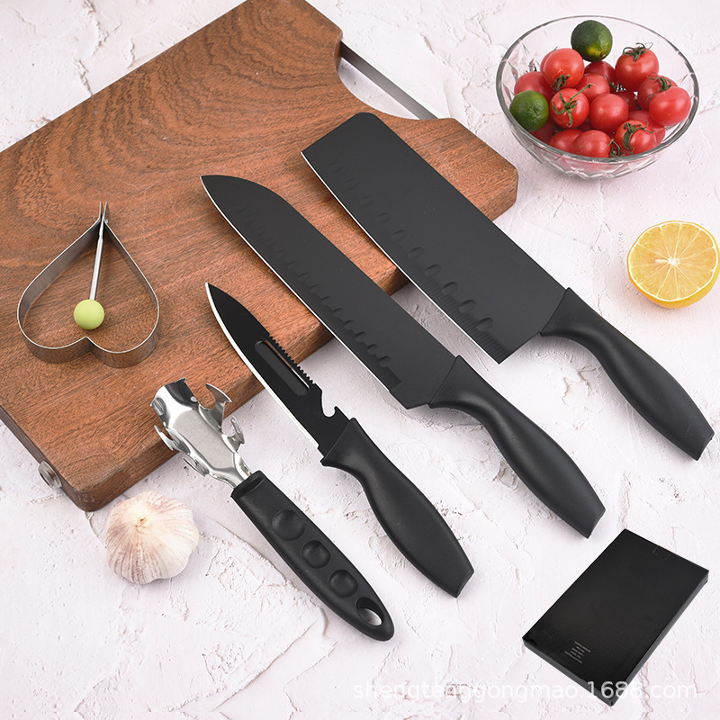 Spray-Painted Black Blade Five-Piece Set, Popular Online, Sharp and Practical, Includes a Heart-Shaped Egg Fryer, Easy to Clean, Gift Box Set of Knives