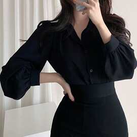 韩国东大门2025春秋纯色翻领气质长袖衬衫女法式宽松上衣通勤风