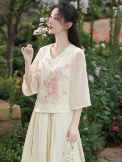 实拍夏新款国风复古文艺女茶服改良v领刺绣上衣套装五分袖