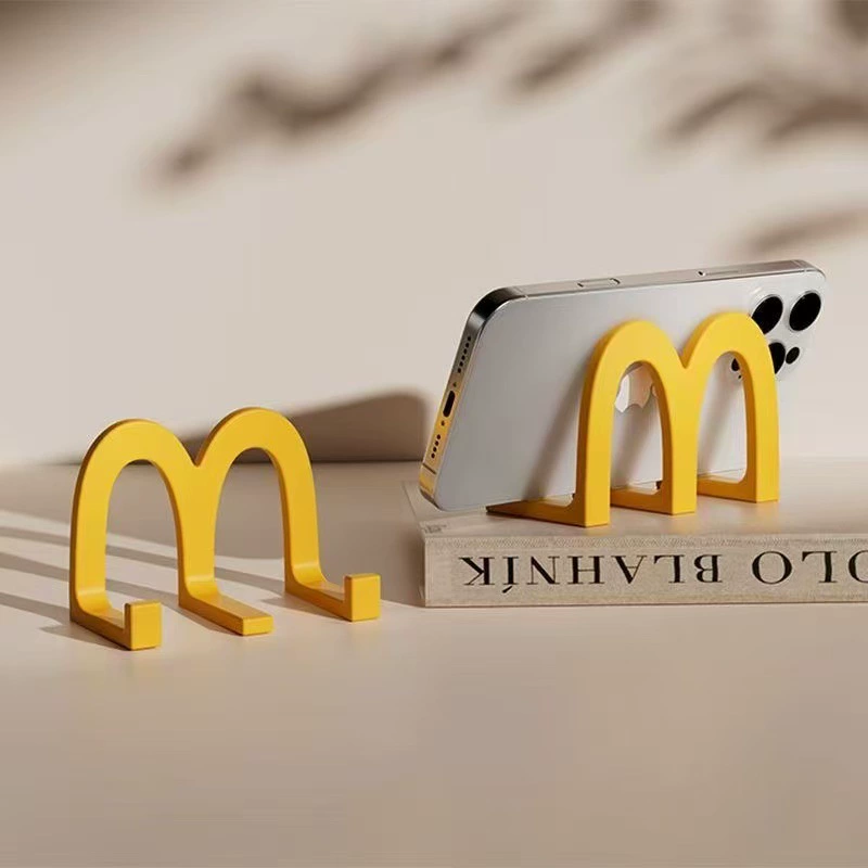 Десктопный держатель для телефона McDonald's, маленький орнамент, креативный офис, креативный офис, студент, студент, игра, драма, занятия