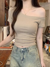 ��ʽ�����Lб��¶�������Ů�ļ��¿������Ըи����̿�e������