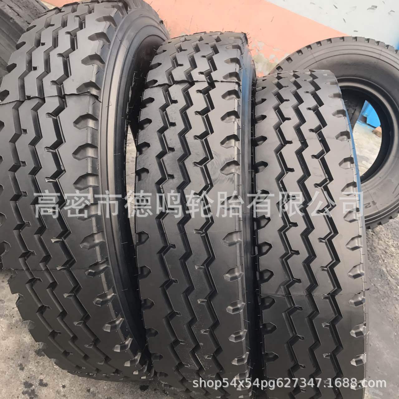 Neumático de acero del alambre de la carga del camión de la grúa de apilador 325/95R24 del neumático del camión 1200R24