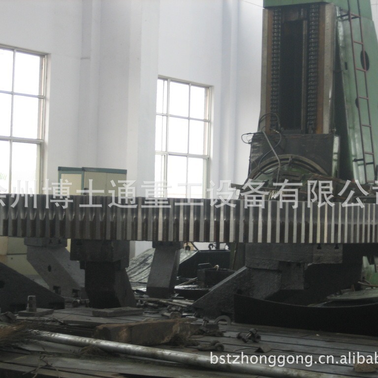 8米以下大齿轮、滚齿、轮带、中空轴、大型铸件