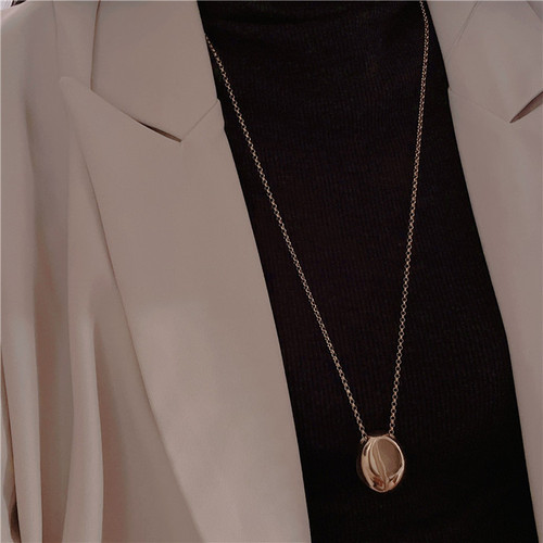 High-end 18K non-fading water drop geometric ins style personality extremely simple light luxury niche sweater chain necklace long style