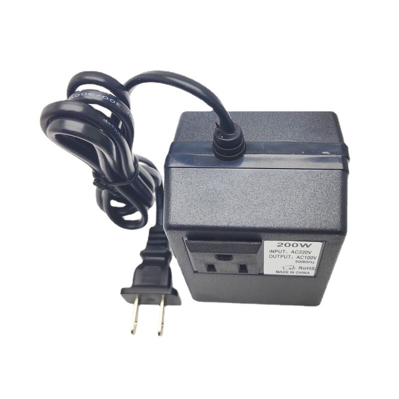 100V200W American standard voltage converter 220V to 100V transformer autotransformer 100V
