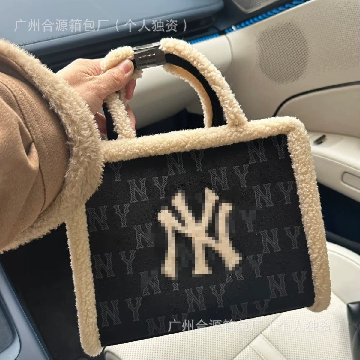 Плечевая сумка (MLB) — демисезонная подмышечная сумка с вышивкой, вместительная