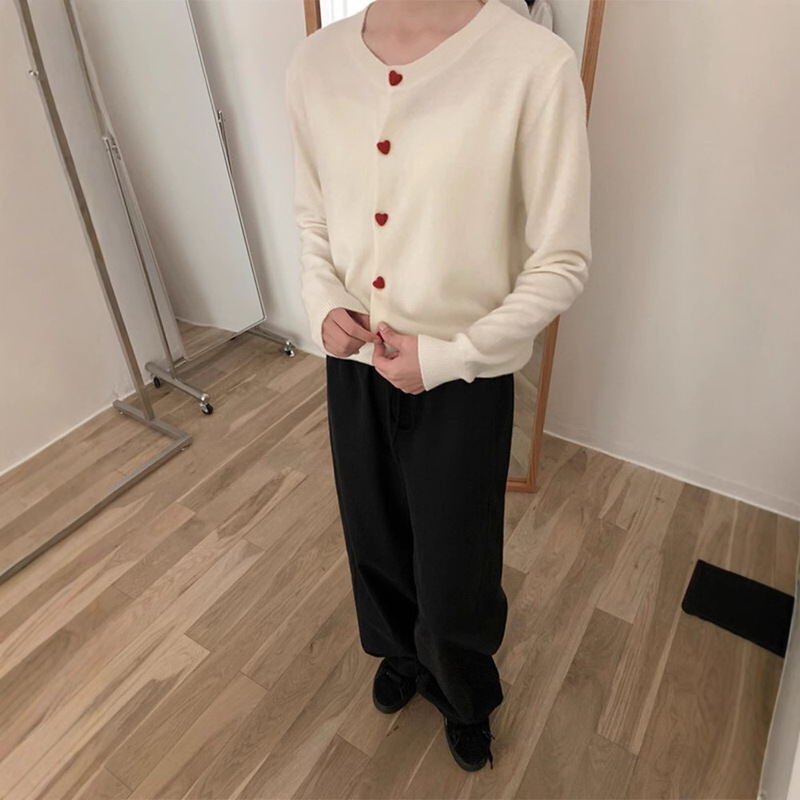 甜美爱心扣针织开衫女2025秋冬新款韩系百搭减龄圆领短款毛衣外套|undefined