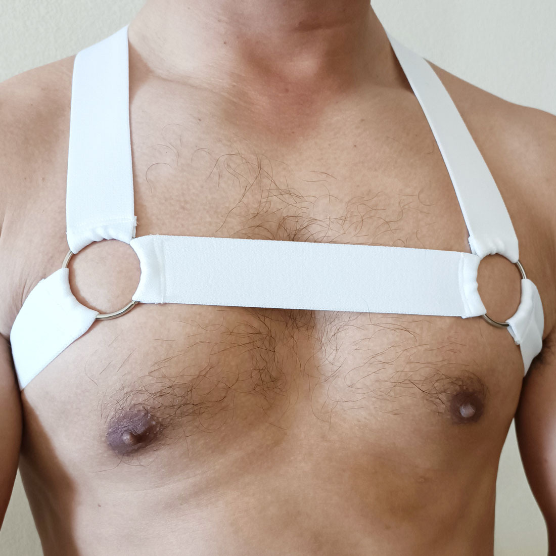 Hauts sexy pour hommes, au design révélateur, parfaits pour mettre en valeur les muscles et les tenues de sport. Ceinture pectorale intégrée. Idéaux pour les soirées, les fêtes et les performances._voghion.com