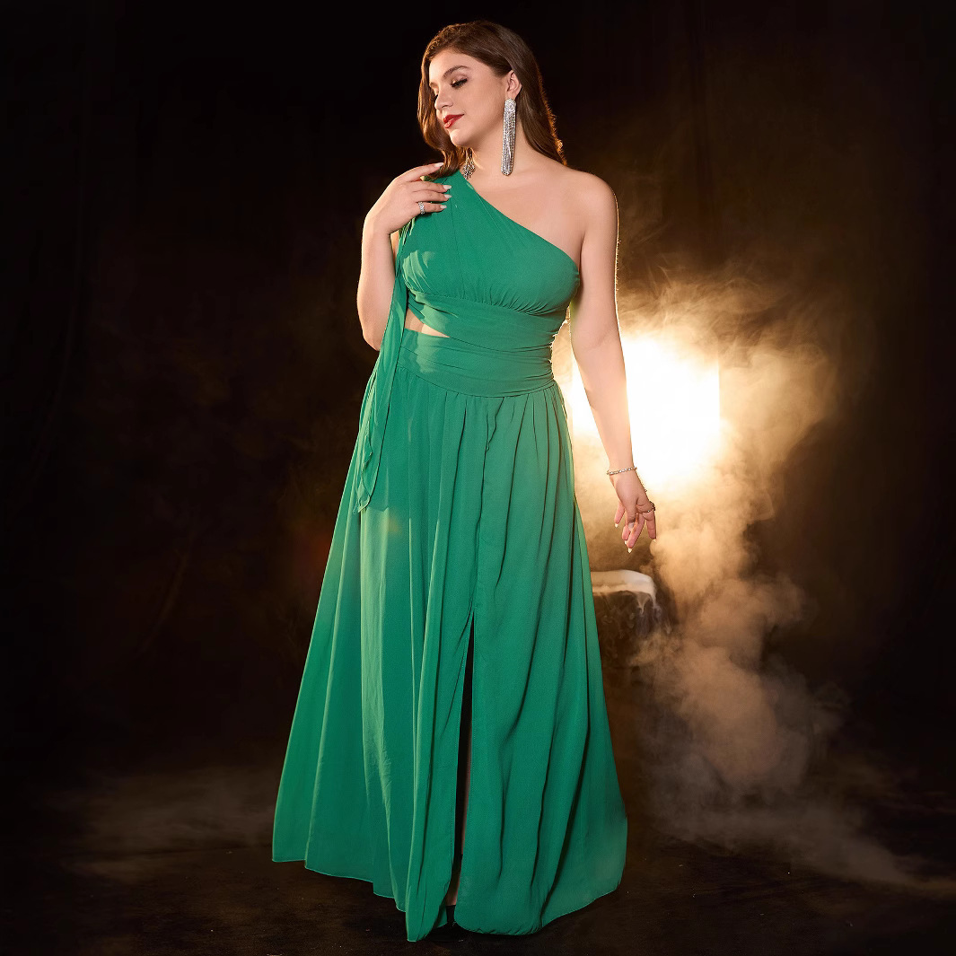 Ropa de mujer de talla grande Vestido largo sexy transfronterizo europeo y americano Vestido de noche sin tirantes del banquete de Amazon Vestido largo elegante de Dubai