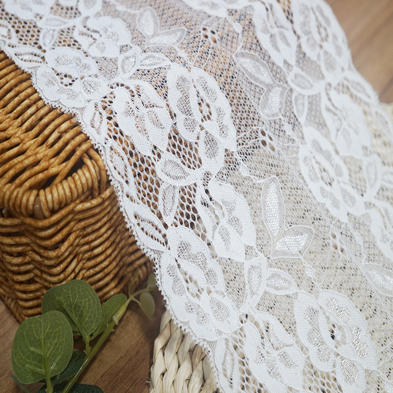 厂家现货春夏新款时尚流行服装蕾丝布料秋冬女装时装裙装蕾丝花边