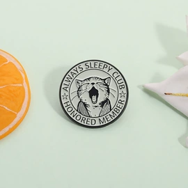 胸针;胸饰;金属工艺品