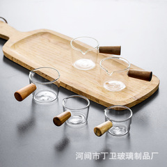 意式ガラスの小さいミルクの杯のコーヒーのミニの小さいミルクの缶のミルクの缶の木の柄の小さいミルクの杯のコーヒーのオンスのカップ