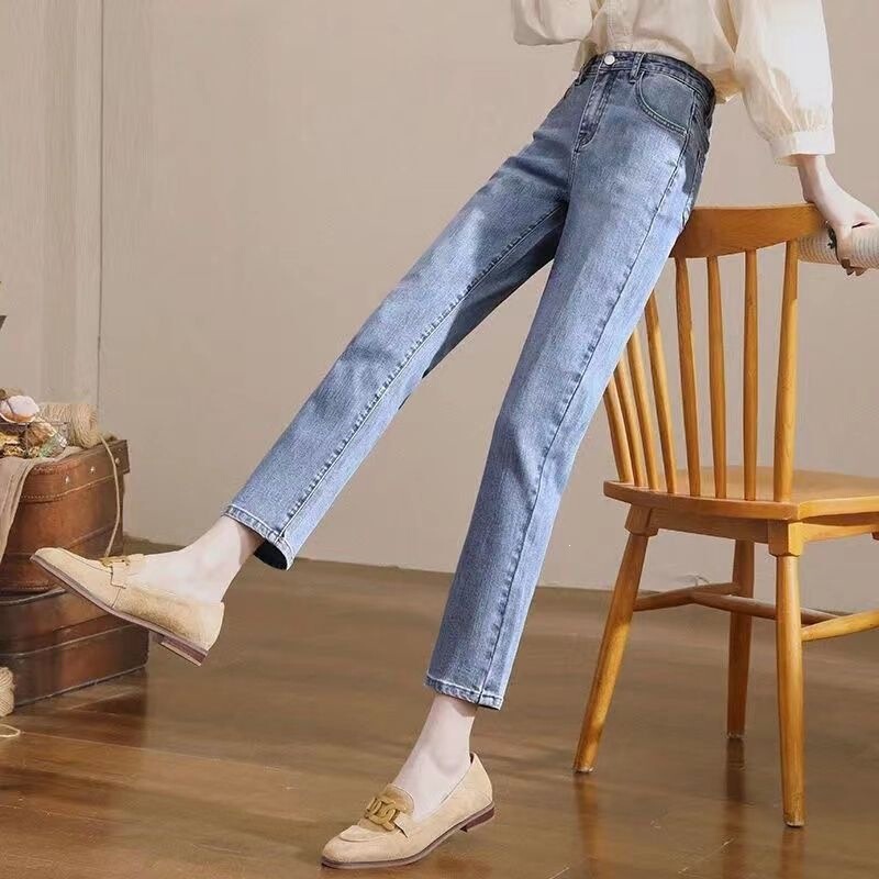 High-Waisted Stretchy Light Blue Slim-Fit Cigarette Jeans for Women, Versatile, Flattering, Slimming, Cropped Straight-Leg, Flattering for Petite Figures High-Waisted Stretchy Light Blue Slim-Fit Cigarette Jeans for Women, Versatile, Flattering, Slimming, Cropped Straight-Leg, Flattering for Petite Figures