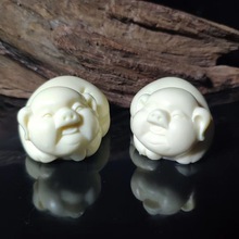 象牙果光背卧猪摆件福字卧猪福猪生肖猪崖柏实木雕刻手把件工艺品