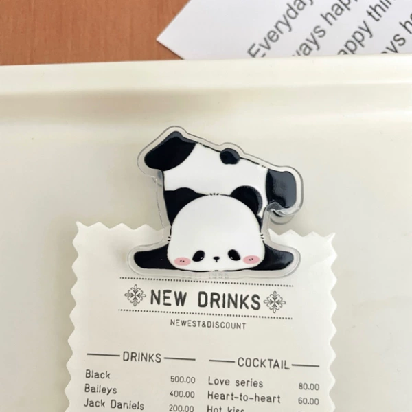 A139 lying panda