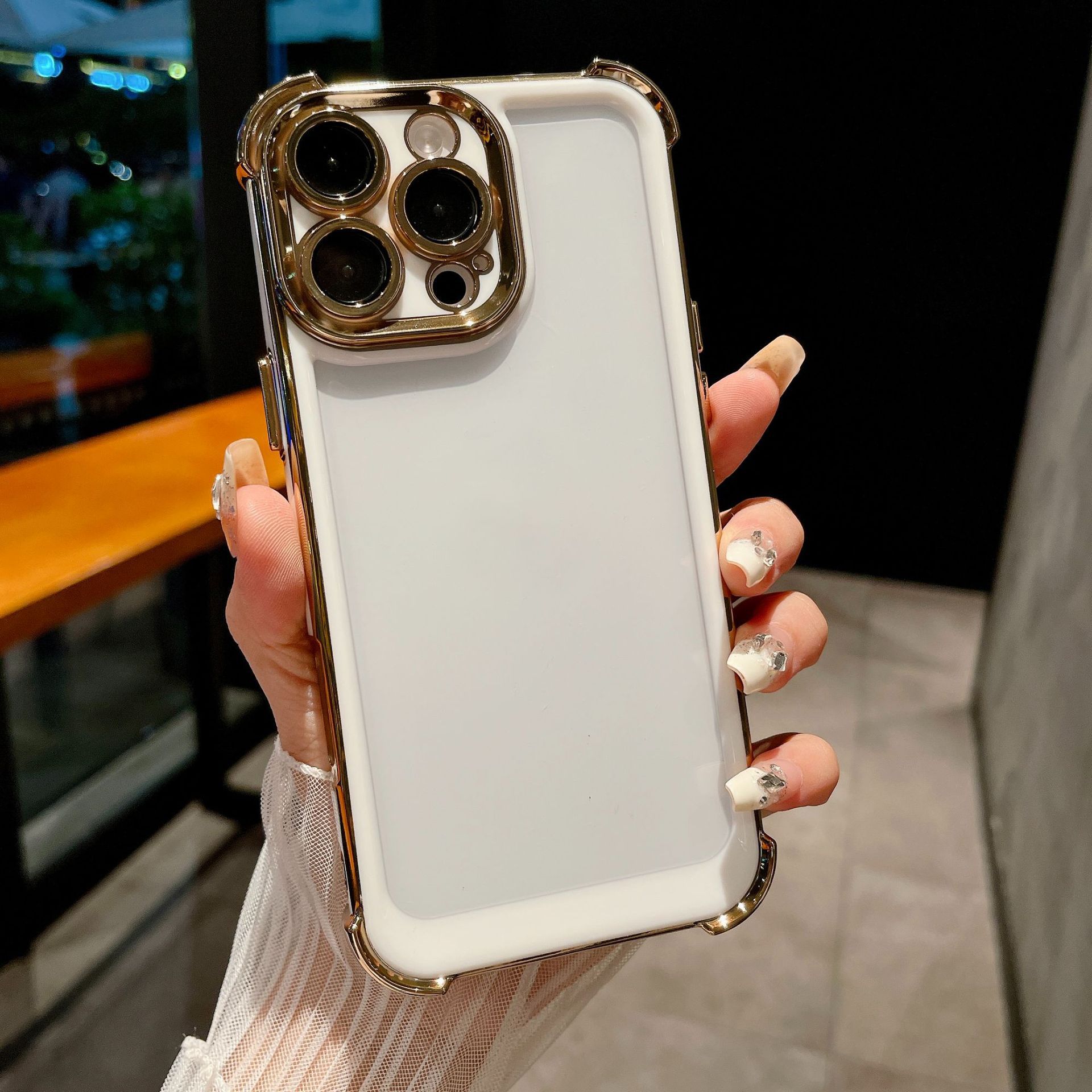 Aplicable para iphone17Promax caso de teléfono celular galvanizado de dos colores a prueba de caídas espaciales manzana 15 cubierta de sensación de alto nivel