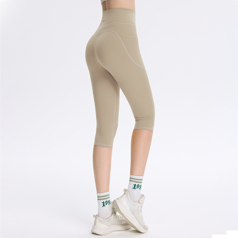 女性用ヨガショーツ、ハイウエストピーチヒップリフティングフィットネスサイクリングパンツ、速乾性タイトクロップドパンツ、ヌードフィールトレーニングパンツ|undefined