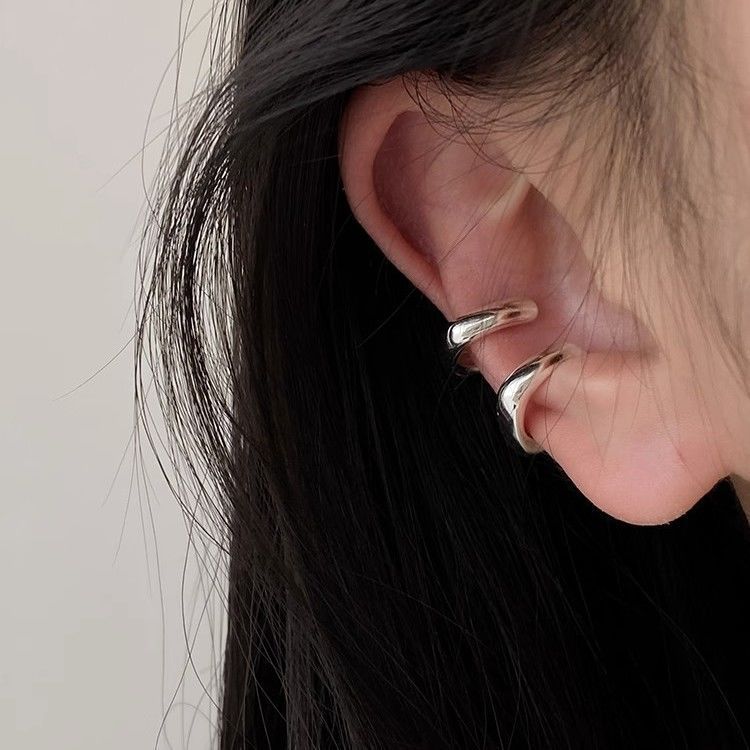 Sense ear clip without ear hole female niche design simple personality ear clip earrings cute autumn and winter U-shaped earrings