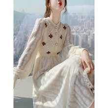 温柔风针织连衣裙女2025春秋新款减龄遮肉气质显瘦刺绣加厚毛衣裙