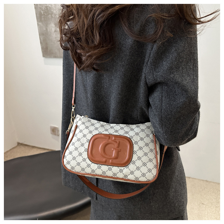 Cross-border retro trend small square bag for women, new fashionable printed French small square bag, niche and stylish single-shoulder crossbody bag undefined