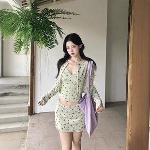 �紺���޺ÿ��nϵ����һ���׾Gɫ�黨��������ȹ�����bŮ2026�¿�