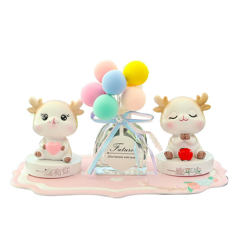 New Yilu Ping An Car Ornaments Deer Ornaments Car Small Ornaments Center Console Decorations Car Decoration Supplies