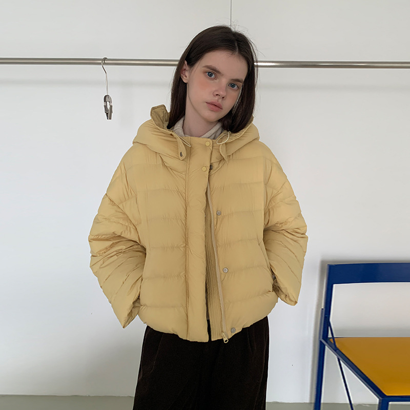 [Clearance Sale, No Returns or Exchanges] Moxi Women's Short Hooded down Jacket with White Duck down Filling