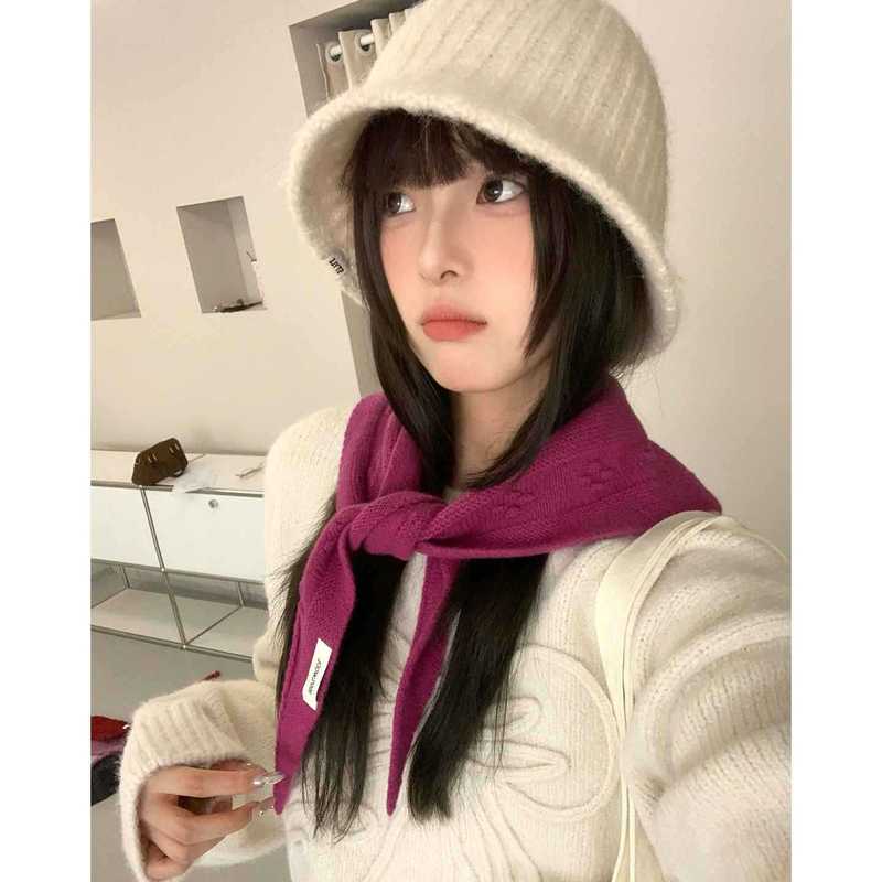 纯羊毛针织三角巾女2025年秋冬新款保暖披肩显脸小头巾防寒小围巾|undefined