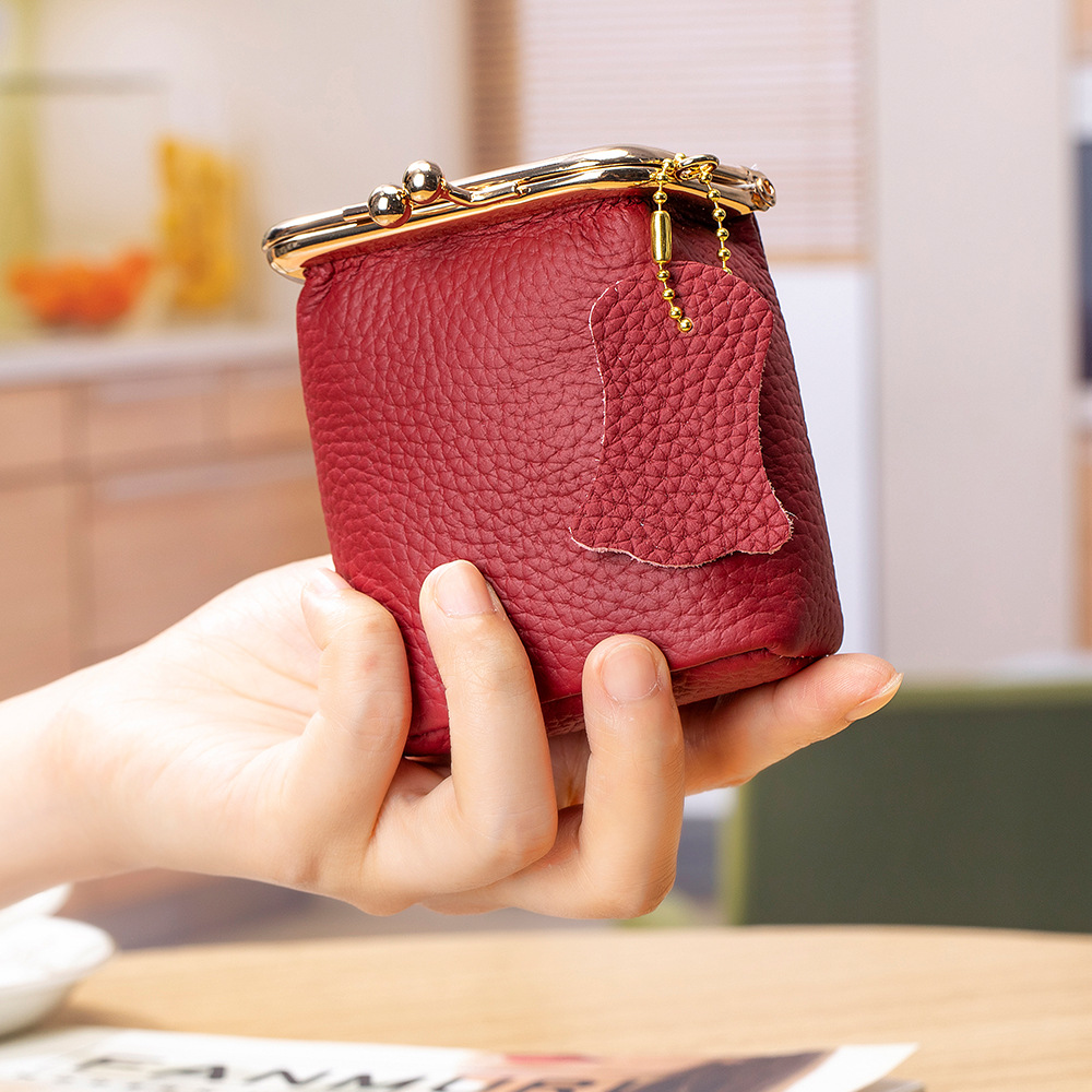 New leather mini mouth red envelope ins style lychee pattern multifunctional lipstick box convenient change coin storage_voghion.com