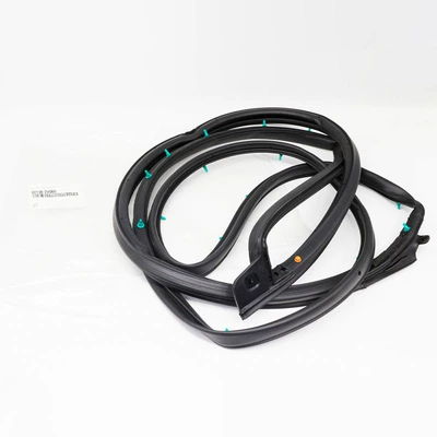 821302V000 is suitable for modern Veloster front door sealing strip rubber belt 82130-2V000 (Power supply, ignition system accessories)