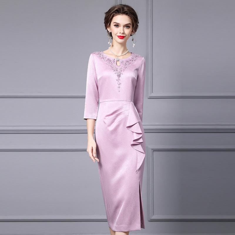 Zhili Middle-Aged and Elderly Beautiful Mom Dress 2026 New Spring Collection High-End Acetate Rhinestone Ruffle Light Formal Dress Zhili Middle-Aged and Elderly Beautiful Mom Dress 2026 New Spring Collection High-End Acetate Rhinestone Ruffle Light Formal Dress