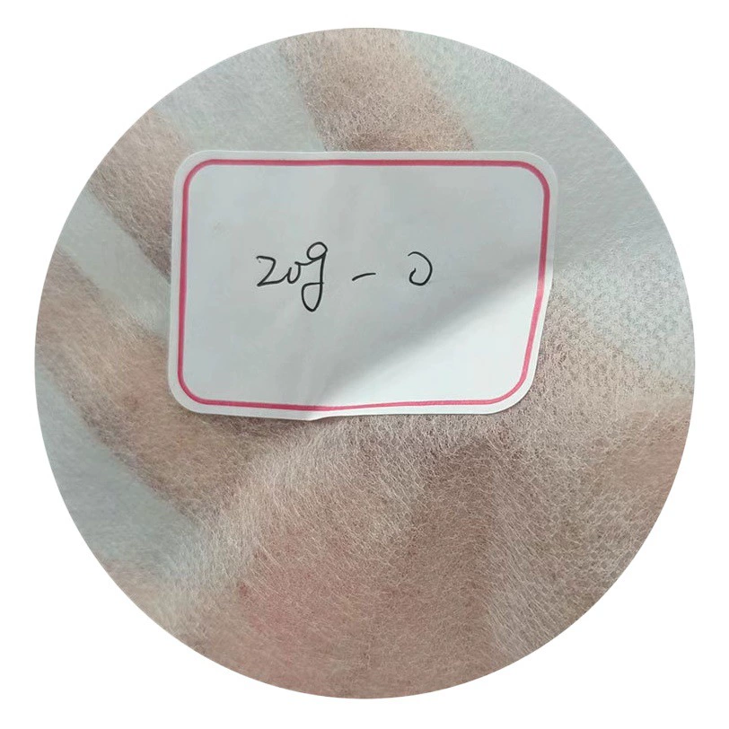 Производитель поставляет белый новый нетканый материал из полипропилена (спанбонд) с опциональными клеевыми частицами для нетканых подкладок и клеевых покрытий.