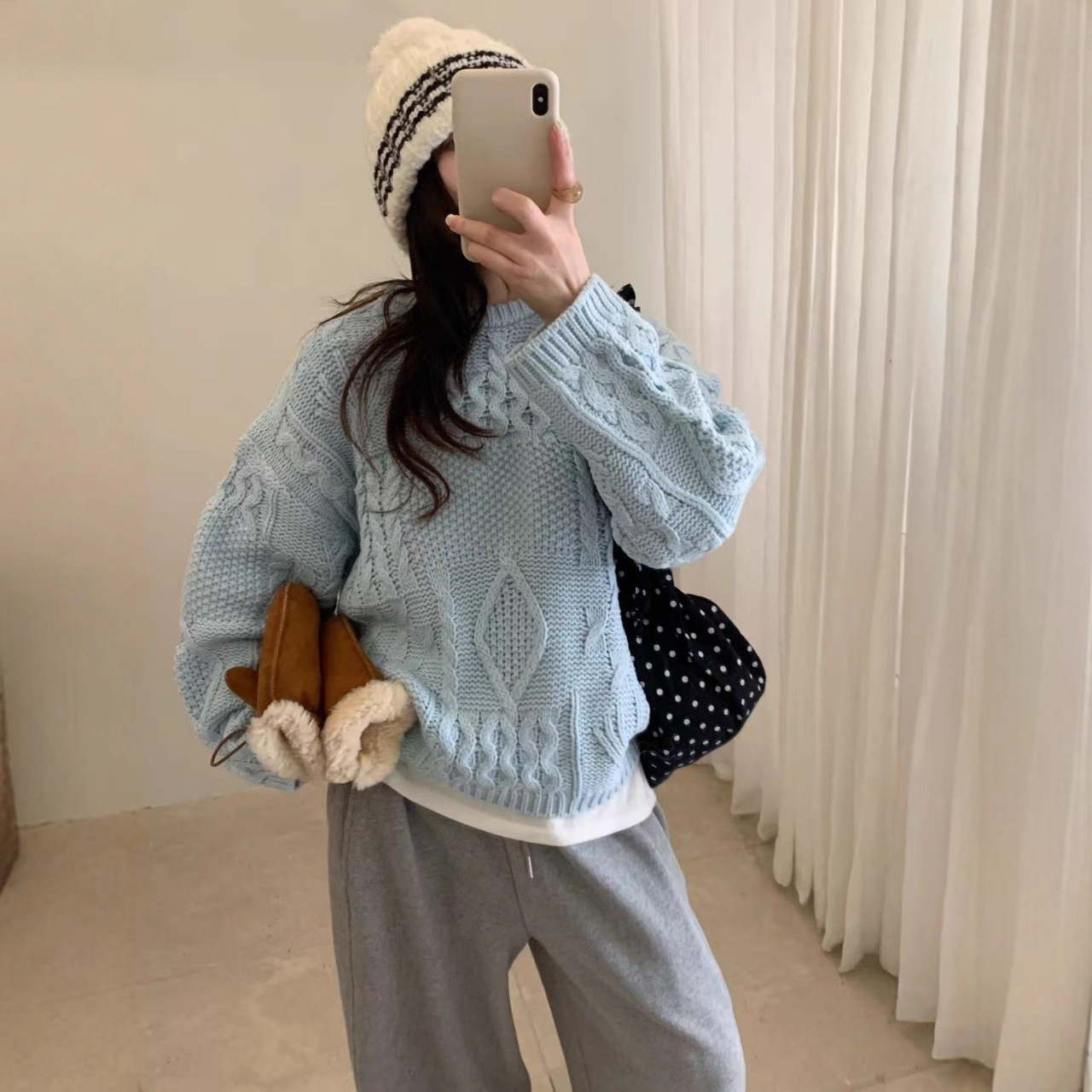 Korean Dongdaemun Twist Diamond Thick Knit White Pullover Sweater for Women, Autumn and Winter, Thickened, Loose, Lazy Style