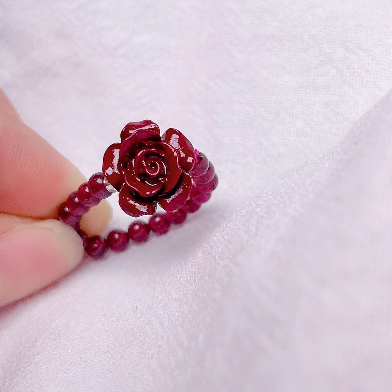Ethnic Style Heart Shape Flower Artificial Gemstones Beaded Rings display picture 4