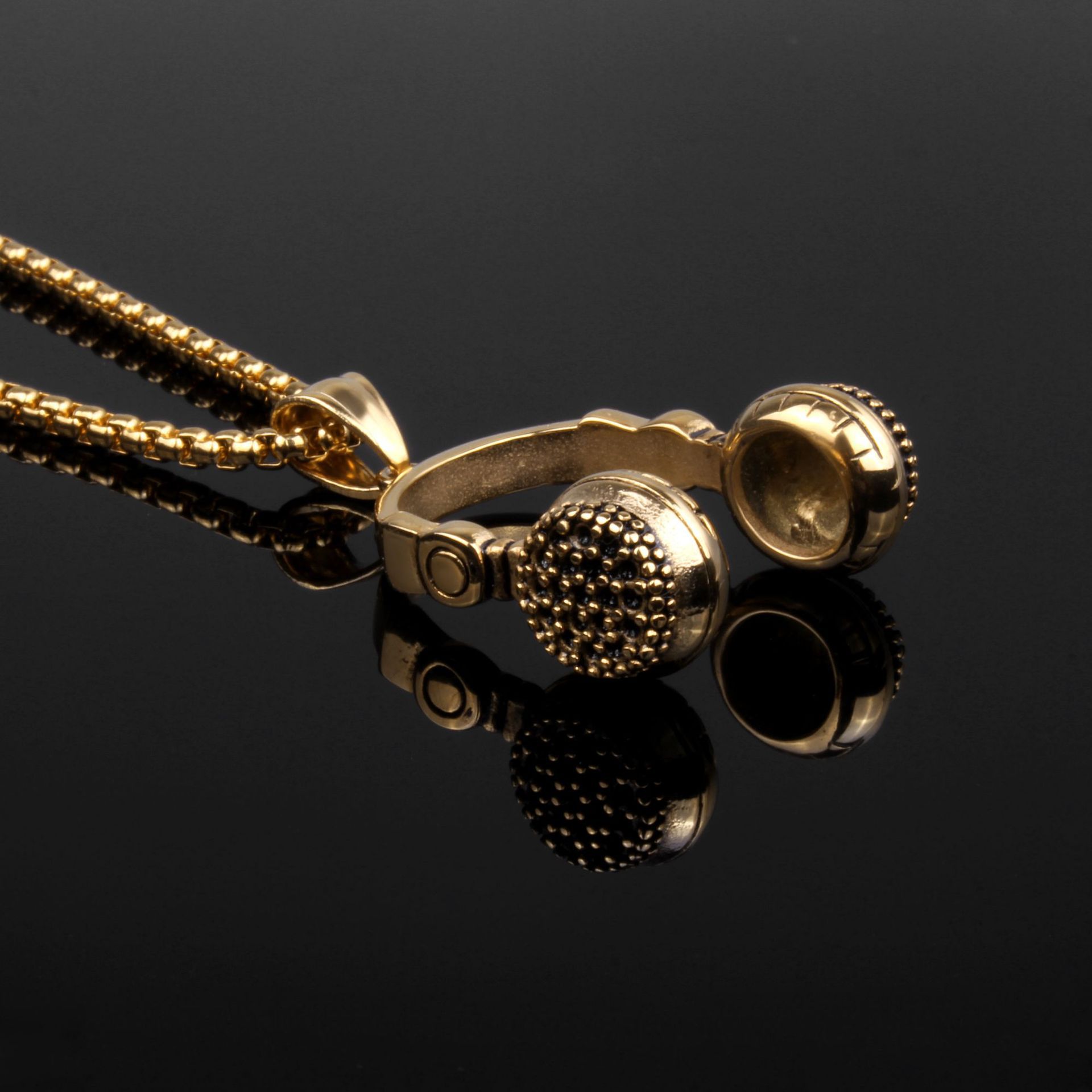 Suministro transfronterizo de estilo europeo y americano de música rock collar de auriculares hip hop personalidad de acero de titanio colgante de acero inoxidable de fundición de joyería image 4