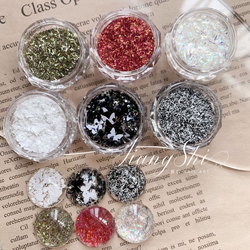 New Net red small fragrant wind black and white fine glitter soft powder [Alice in Wonderland] series glitter sequins