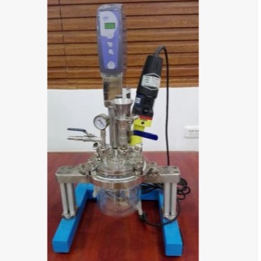 巩义予华仪器   均质乳化系统反应器用于低粘度液体的搅拌、混合