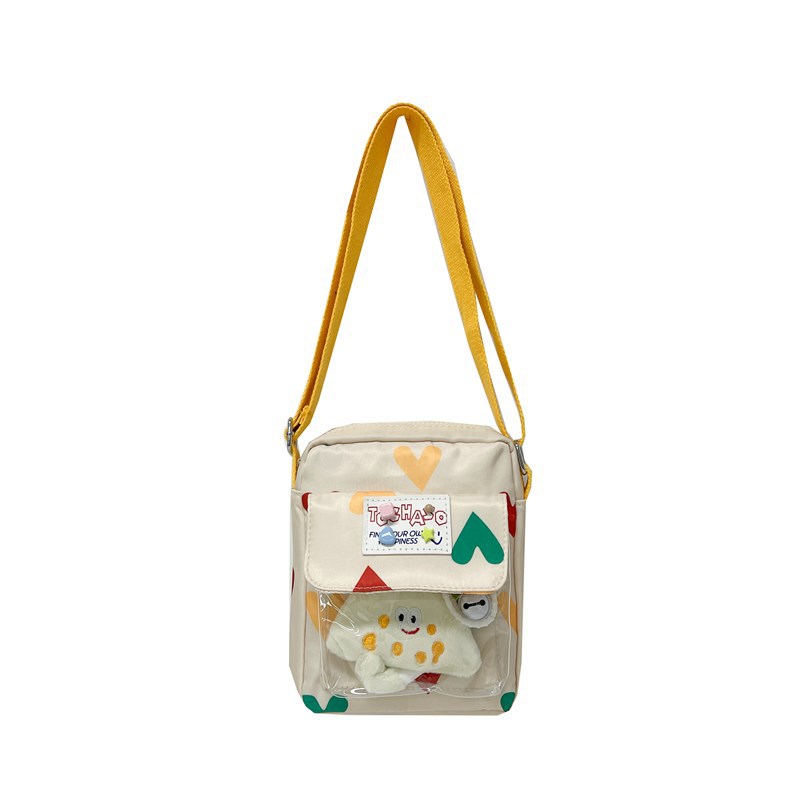2025 nuevo bolso para niños japonés pequeño y fresco amor bolso de mensajero para niños y niñas con solapa con colgante bolso de hombro para niños