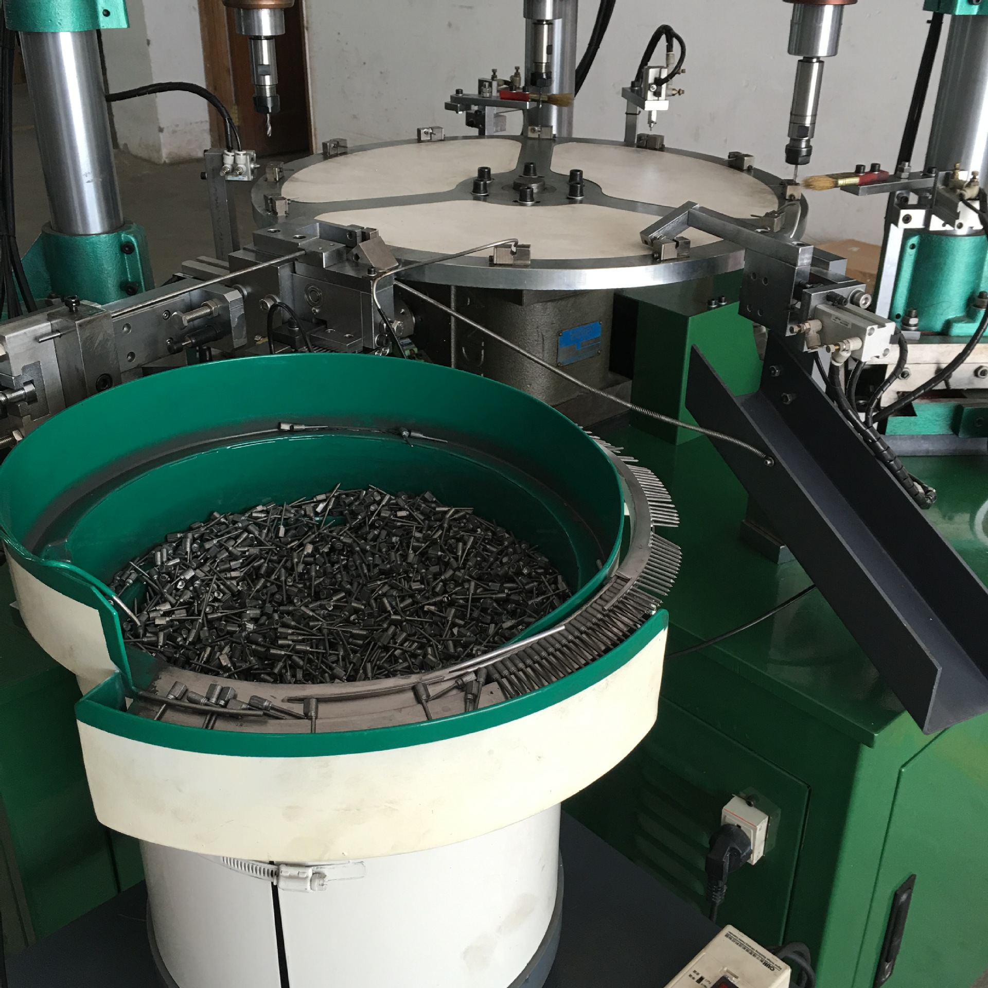 自动化厂家供应五金加工设备全自动设备