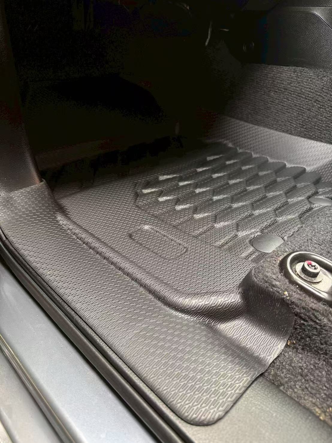 D-MAX Floor Mats 2020-2024 TPE Car Mats Anti-Slip Waterproof Black