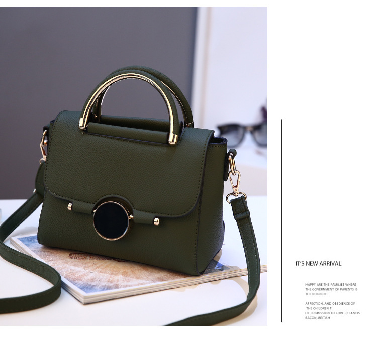 Women's Small Pu Leather Solid Color Vintage Style Classic Style Square Lock Clasp Crossbody Bag display picture 20