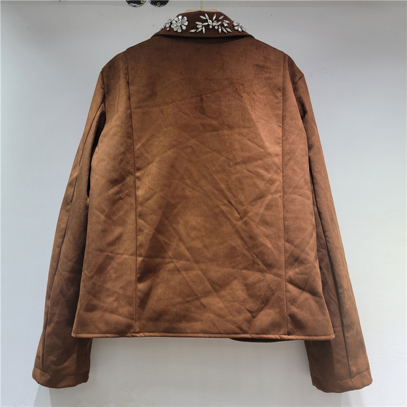 Diseño elegante retro industria pesada con collar de diamante abrigo corto 2025 otoño marrón vestido con blusa delgada