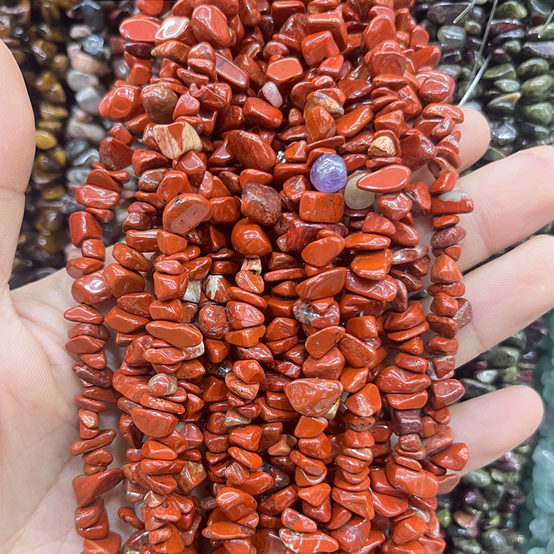 A natural red stone is about 80cm in one pack