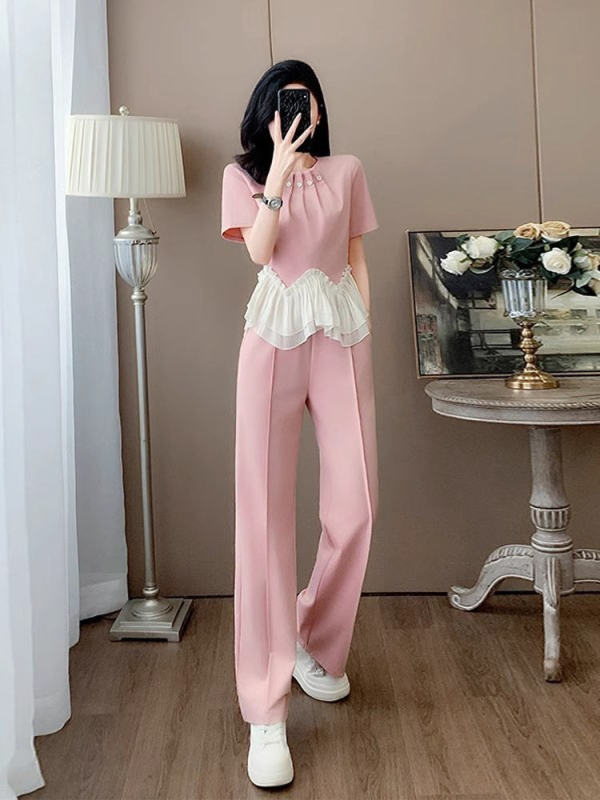 Xiaoxiangfeng ファッションスーツ女性のための 2025 夏ピンク年齢軽減スポーツレジャーステッチ半袖ワイドレッグパンツ 2 点セット|undefined