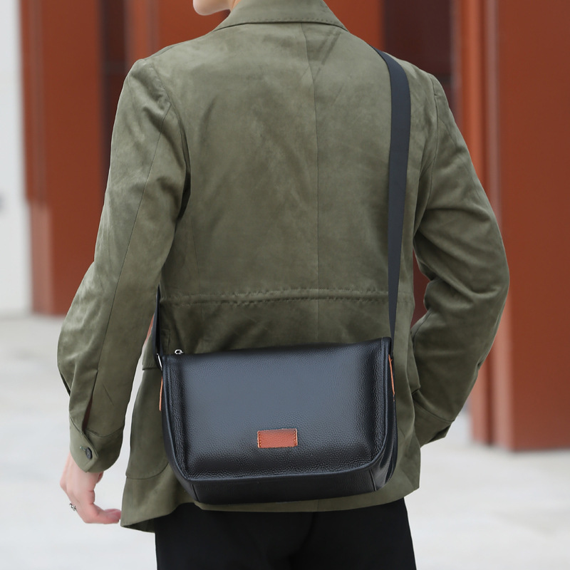 頭層牛皮男士單肩包真皮男包斜挎包新款休閒包大容量背包包