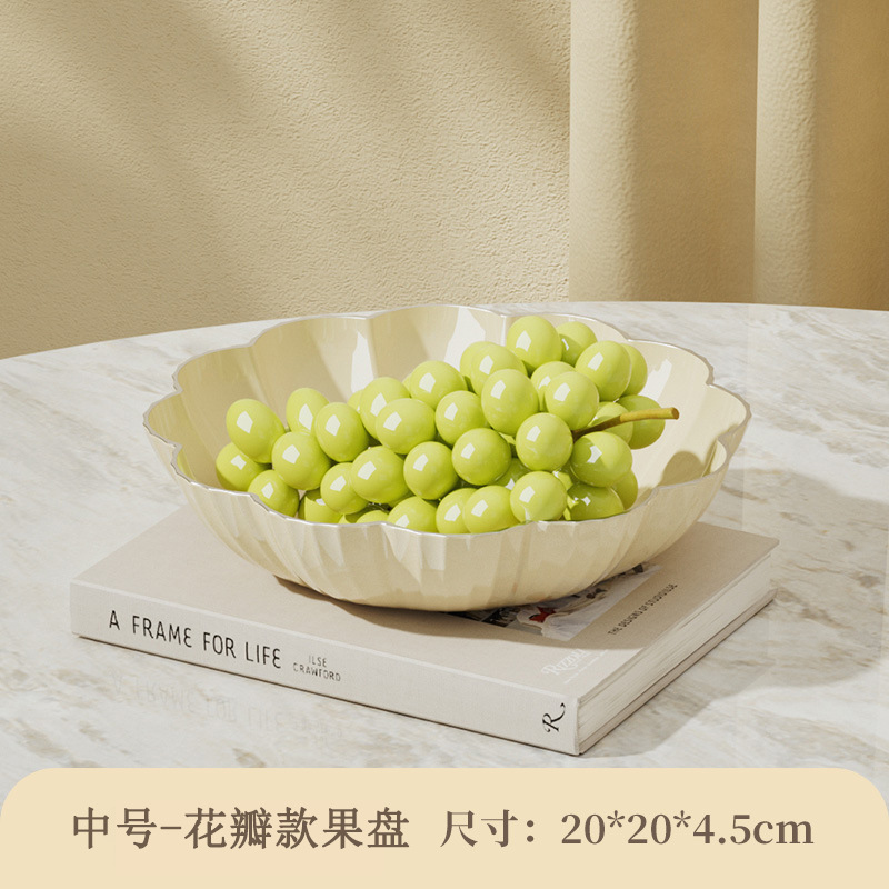 フルーツプレートのリビングルームのお茶のいくつかの家庭用のアイデアは簡単です。|undefined